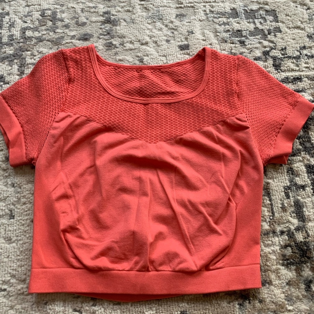 Alo crop top